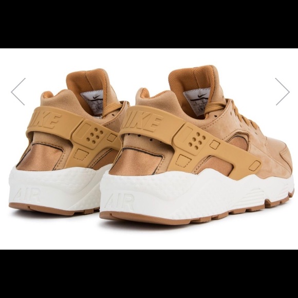 Sold !!Nike Air Huarache man size 9.5 med brown 👟 - Picture 4 of 8